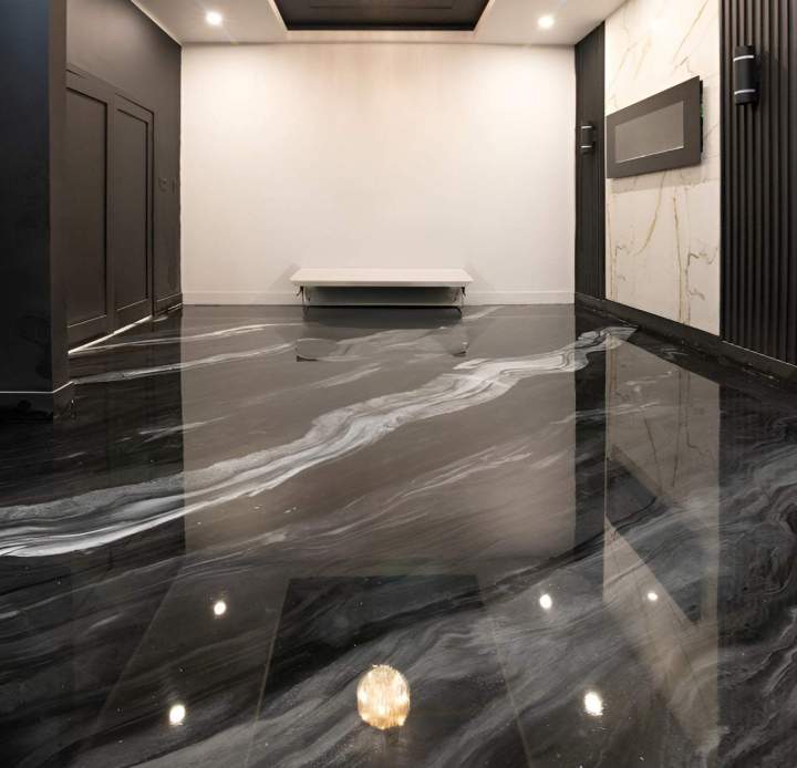 Pour des planchers en époxy métallique de qualité, soigneusement posés